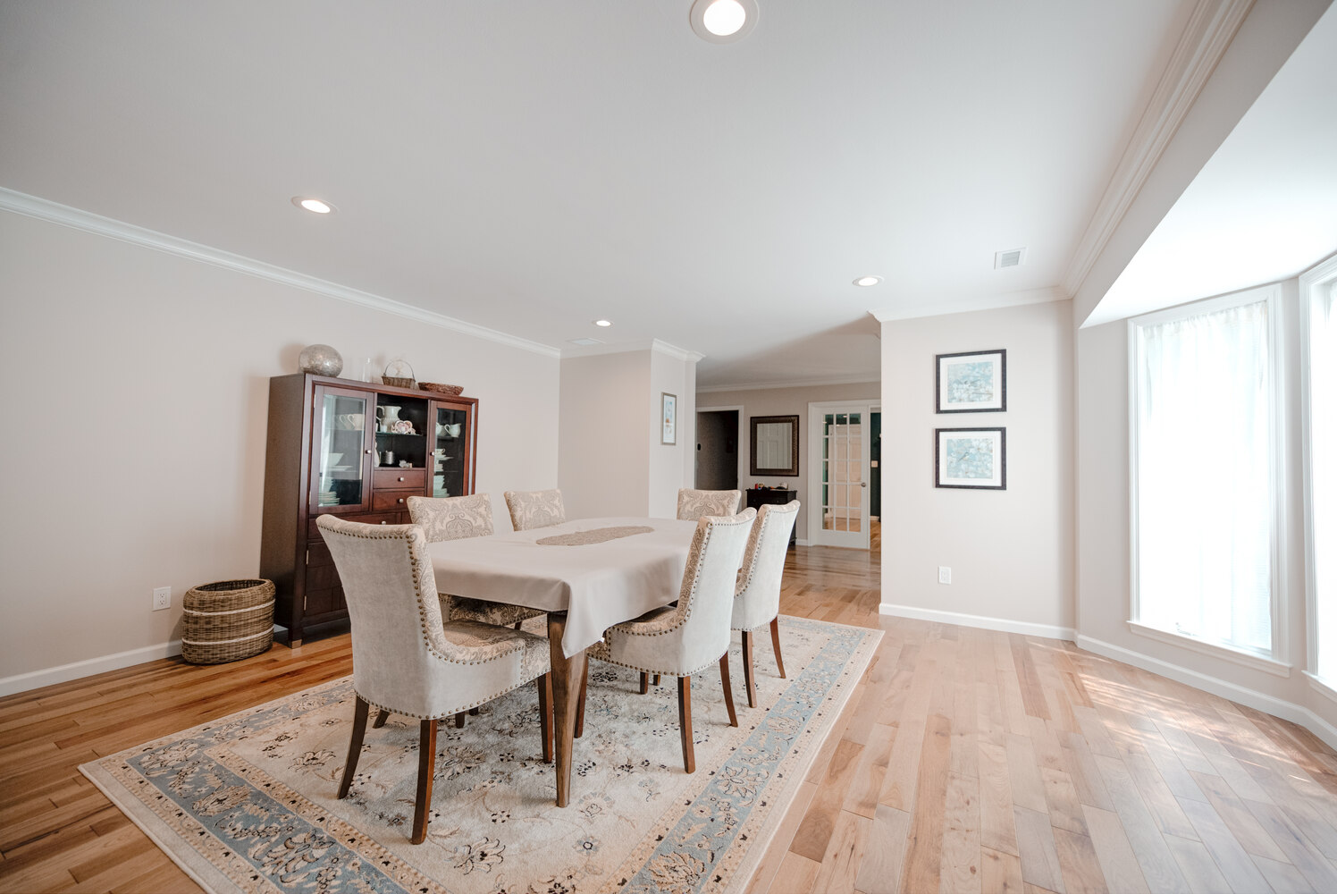Cozy living space with plush seating and elegant accents in Huntington, NY